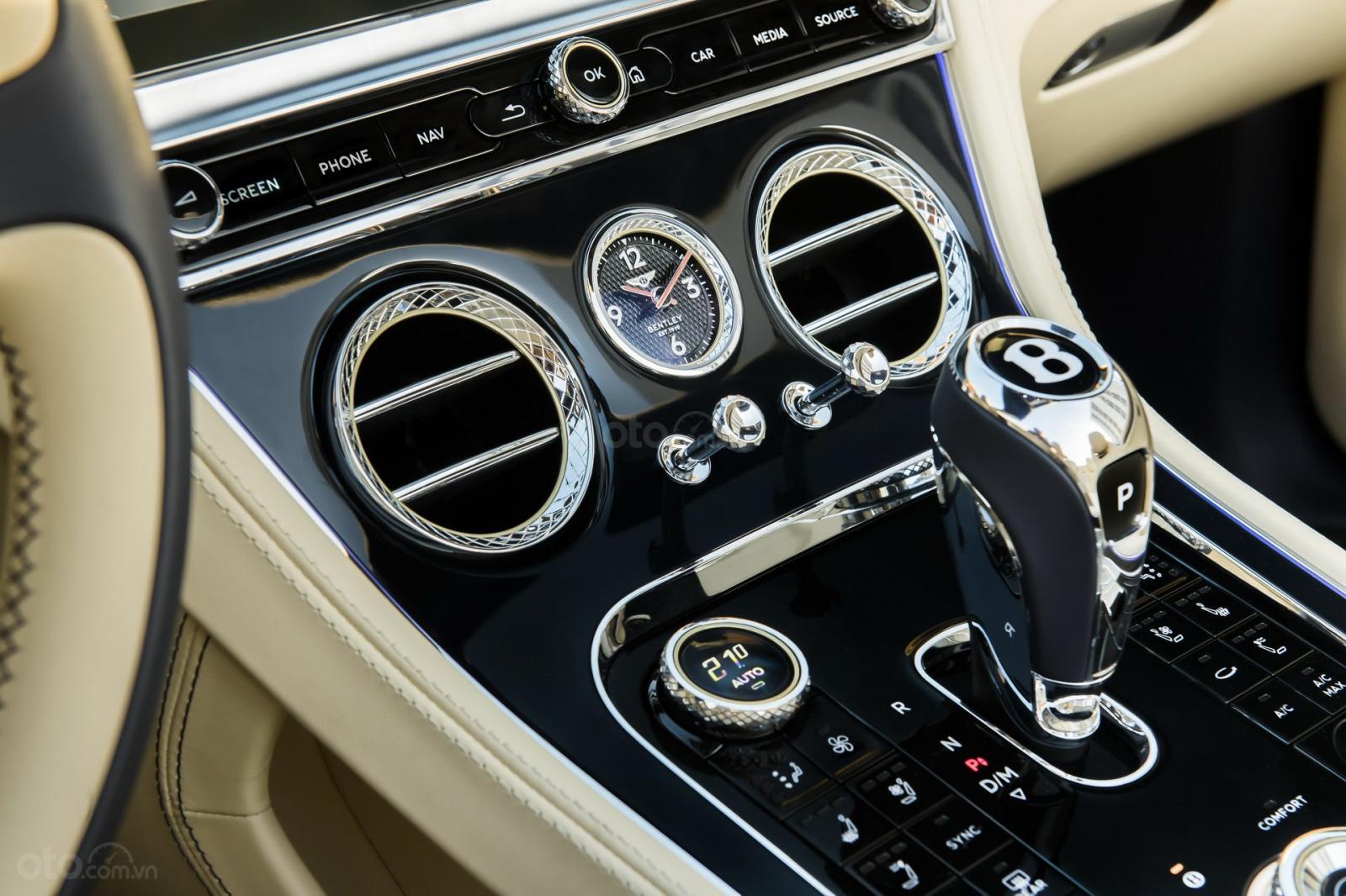 ​Bentley Continental GT 2020 khoe dáng - 8