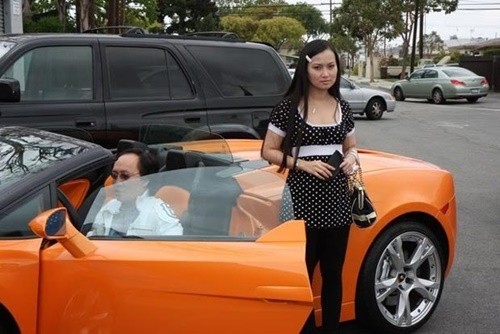 Những gương mặt nổi tiếng Việt Nam sở hữu siêu xe, xe sang tại Mỹ9aa