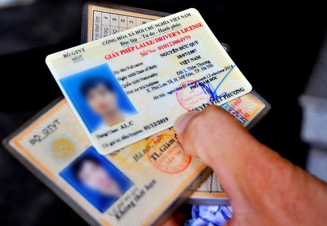 Tổng hợp các lỗi vi phạm người điều khiển xe ô tô sẽ bị tước GPLX
