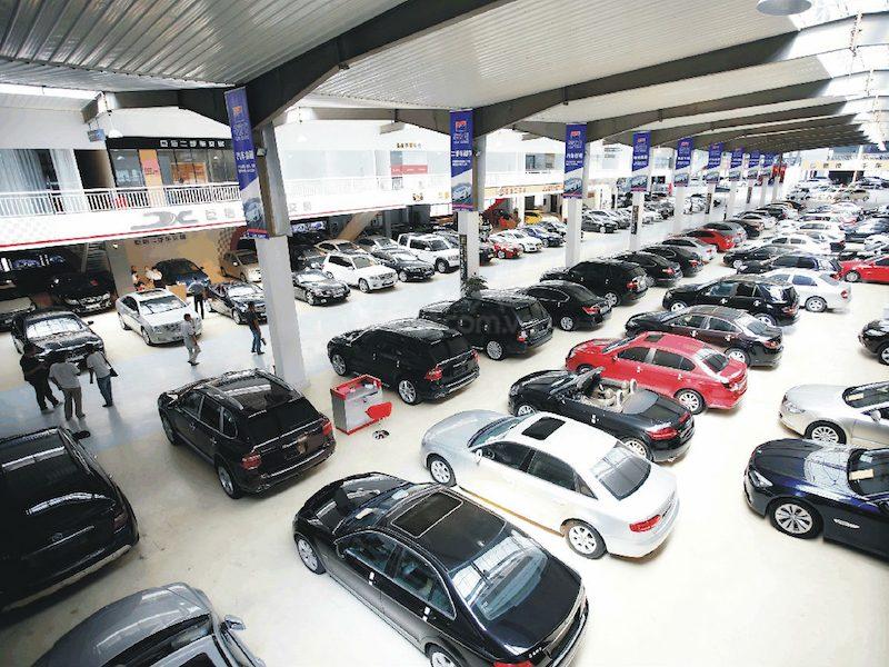 Ngoài thay đổi mức thuế, Trung Quốc sẽ hạn chế quy định cho xe cũ Ngoài thay đổi mức thuế, Trung Quốc sẽ hạn chế quy định cho xe cũ