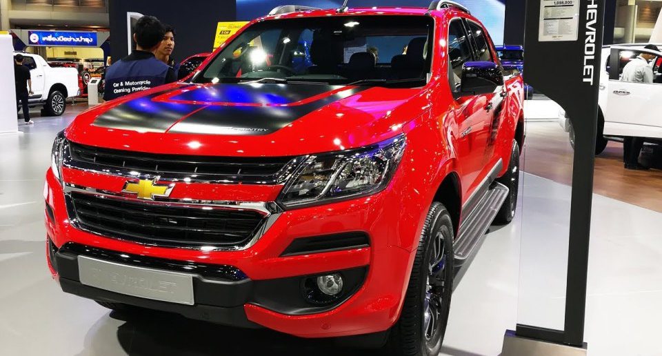 Vay mua xe Chevrolet Colorado trả góp 2019 a2.