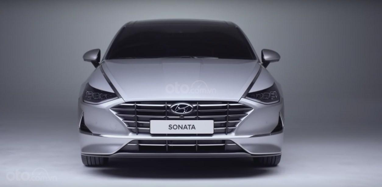 Đánh giá xe Hyundai Sonata 2020: Lưới tản nhiệt