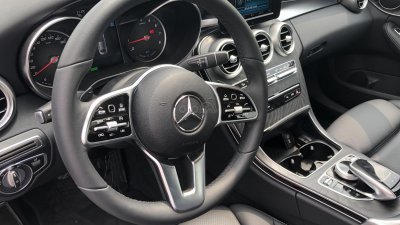 Vô lăng của Mercedes-Benz C200 2019