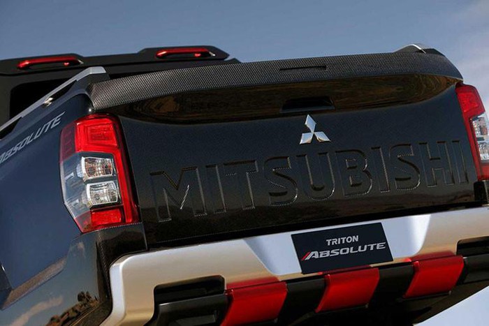 Ford có Ranger Raptor, Mitsubishi sẵn sàng ‘chiến’ bằng Triton Absolute a5.