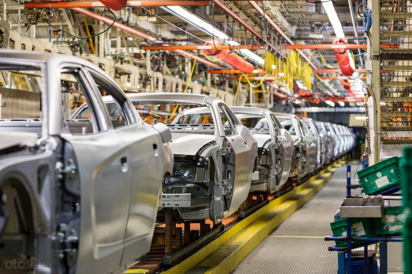 FCA điều chỉnh số lượng xe sản xuất phù hợp nhu cầu thị trường