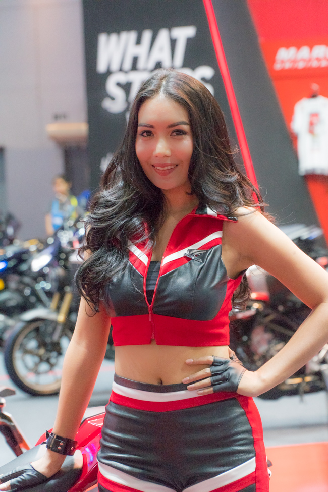 Không chỉ xe, Bangkok Motorshow 2019 còn thu hút khách bởi dàn gái xinh sdfsdfsdfv sdv
