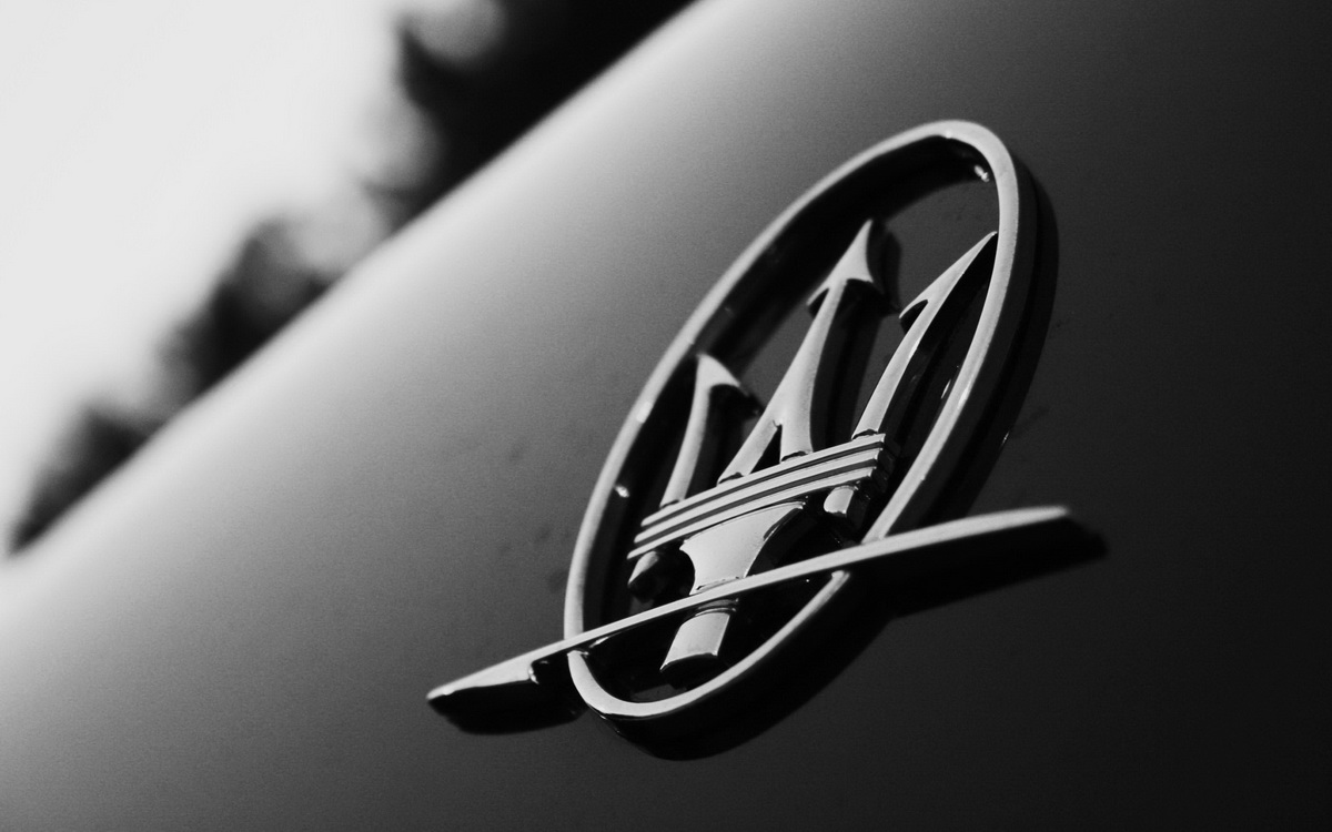 Logo của hãng xe Maserati