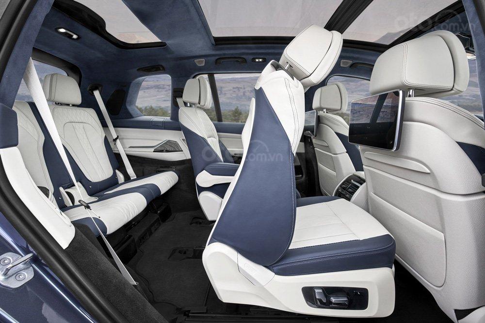BMW X7 bị triệu hồi do nguy cơ chấn thương cao bởi ghế lỏng