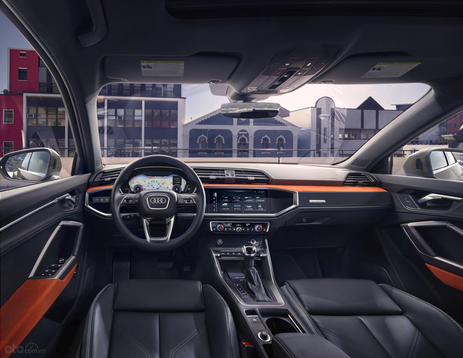 Audi Q3 2019.
