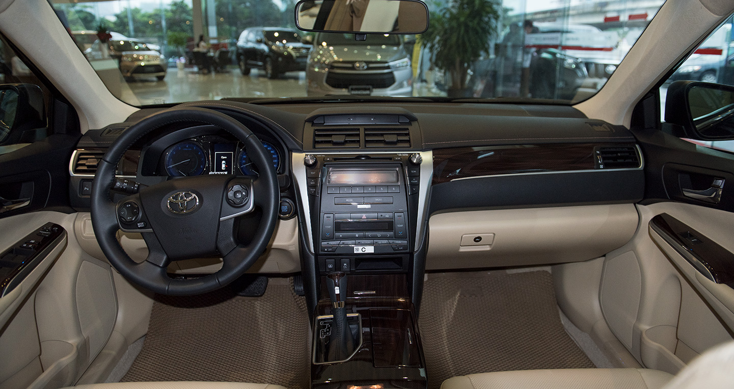 Nội thất đơn giản nhưng hiện đại trên Toyota Camry 2018 Nội thất đơn giản nhưng hiện đại trên Toyota Camry 2018