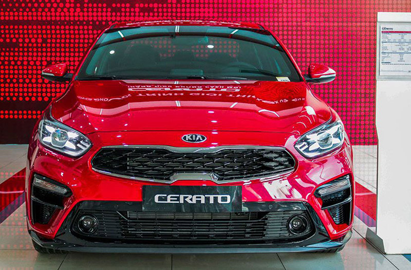 5 mẫu sedan hạng C giá rẻ bán chạy nhất thị trường ô tô Việtsdg