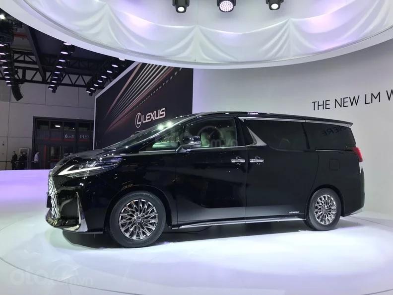 [Thượng Hải 2019] Lexus LM nhập cuộc sân chơi minivan