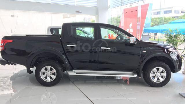 Đánh giá xe Mitsubishi Triton bản 4x2 MT về thân xe