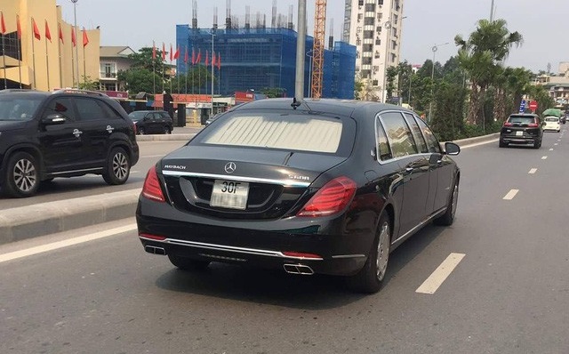 Mercedes-Maybach S600 Pullman  của chủ tịch tập đoàn FLC...