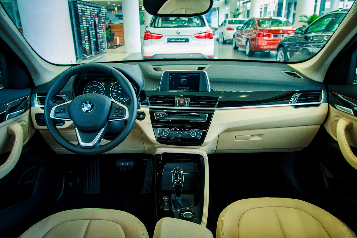 Đánh giá xe BMW X1 2019 về nội thất.