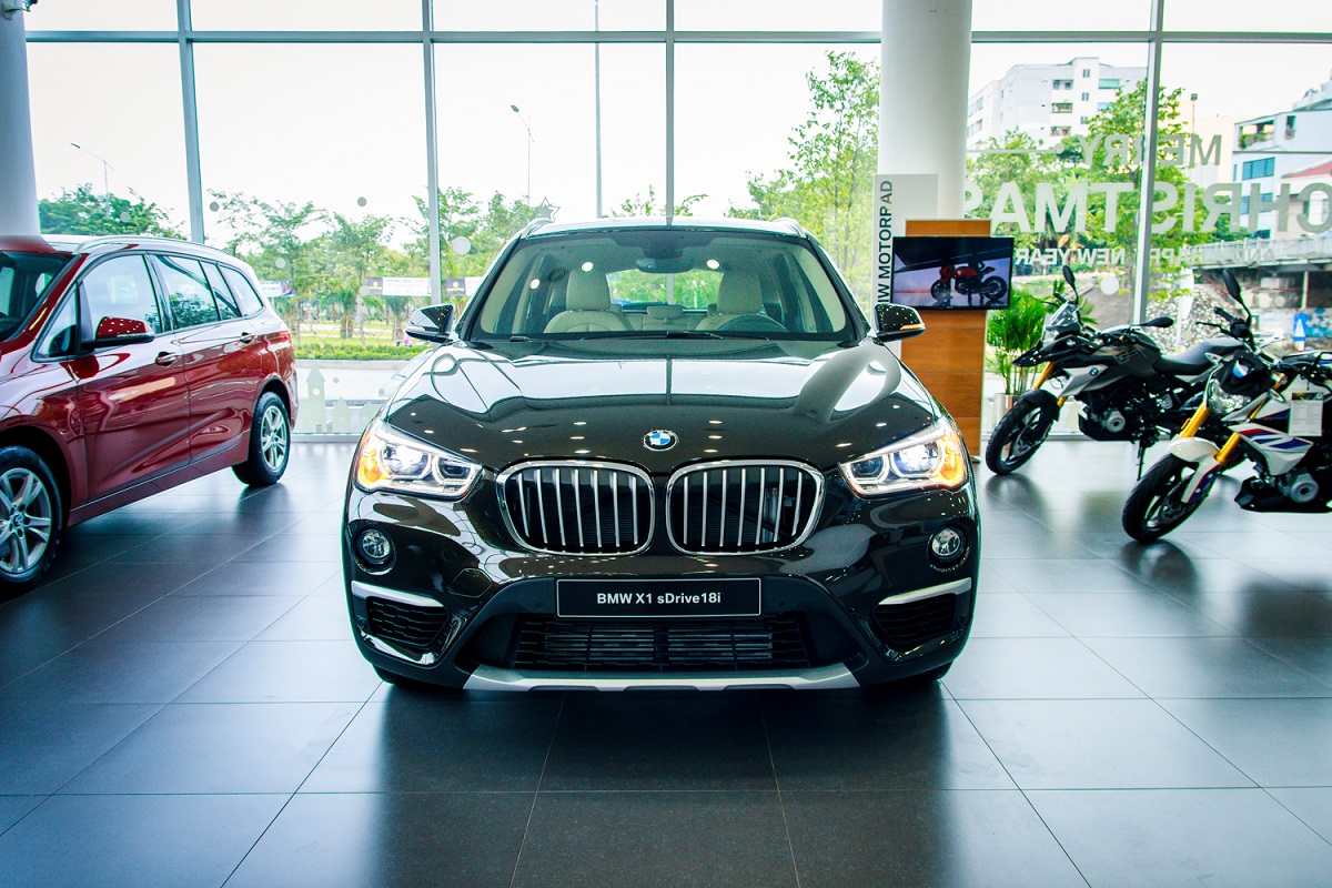Đánh giá xe BMW X1 2019 về thiết kế đầu xe.