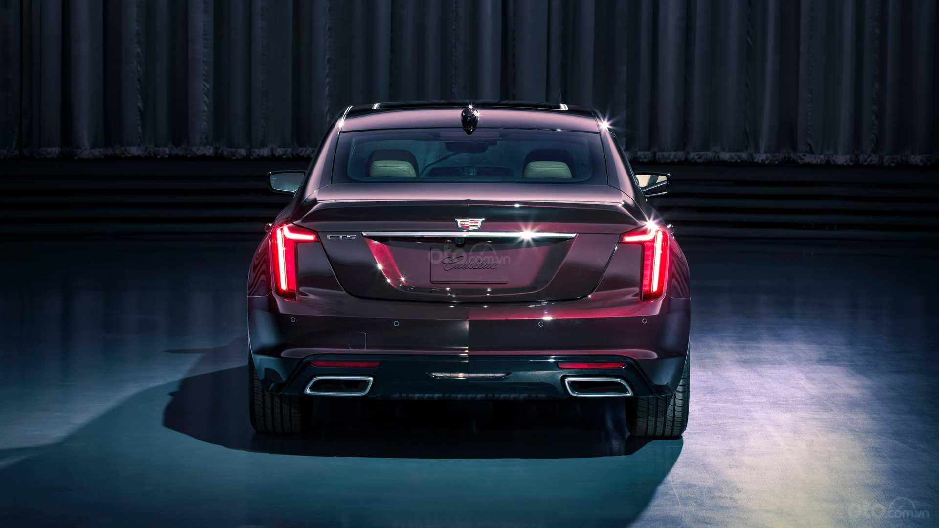 Đánh giá xe Cadillac CT5 2020