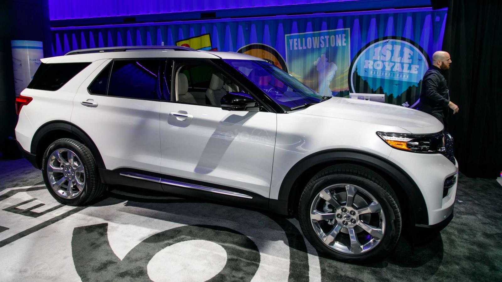 Ford Explorer 2020 chốt giá tại Mỹ, ngốn 1,5 tỷ đồng cho bản cao cấp nhất