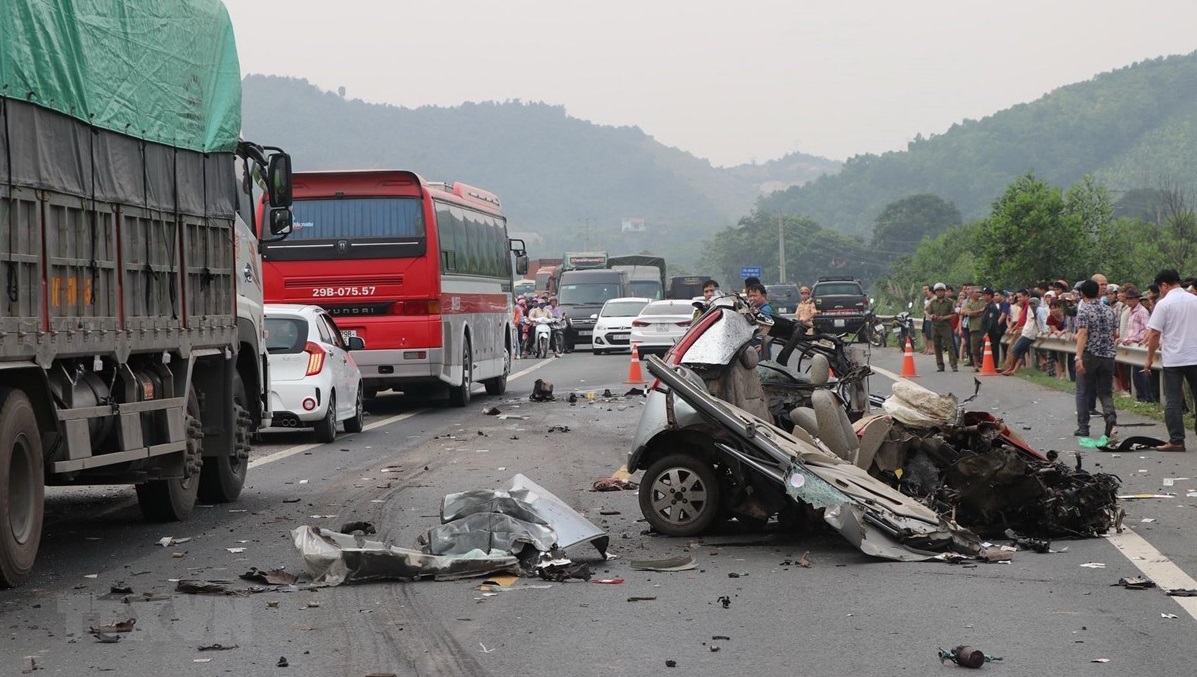 Một vụ tai nạn giao thông từng xảy ra trên tuyến đường cao tốc Hà Nội - Hòa Bình...