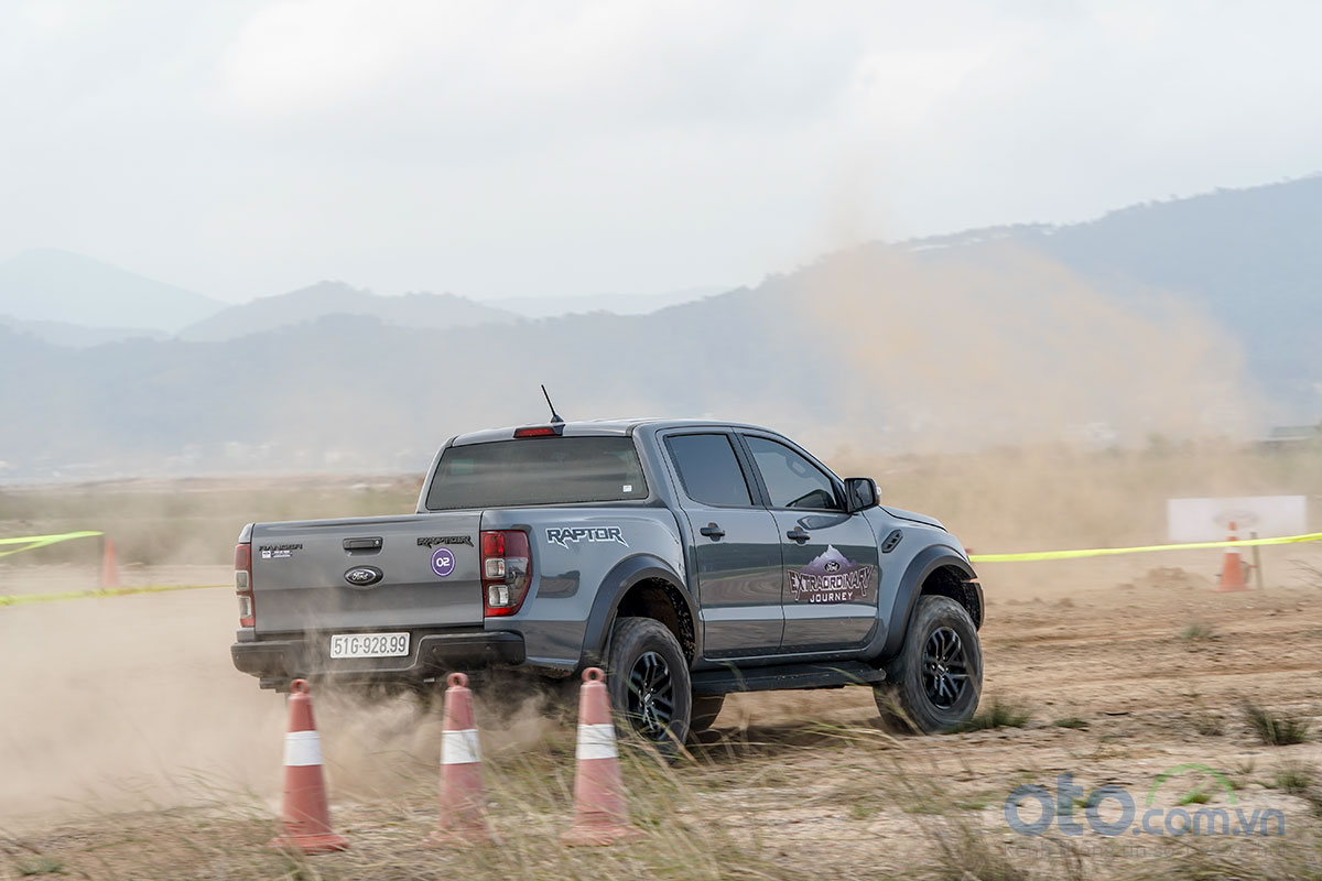 Đánh giá xe Ford Ranger Raptor 2019: Vận hành 1 Đánh giá xe Ford Ranger Raptor 2019: Vận hành 1.
