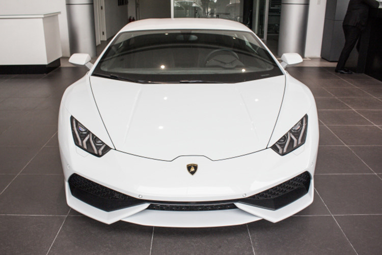 Lamborghini Huracan "hàng lướt" giá 11,5 tỷ tại Việt Nam đã tìm thấy chủ 9 Lamborghini Huracan "hàng lướt" giá 11,5 tỷ tại Việt Nam đã tìm thấy chủ a9