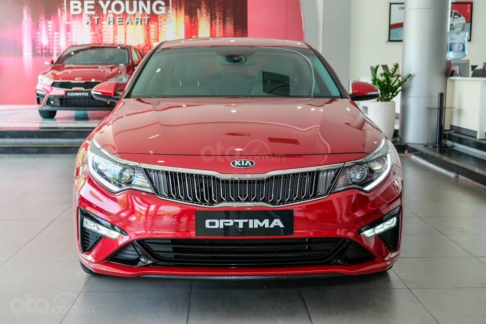 Hai bản Kia Optima 2019 tại Việt Nam khác gì nhau? a1