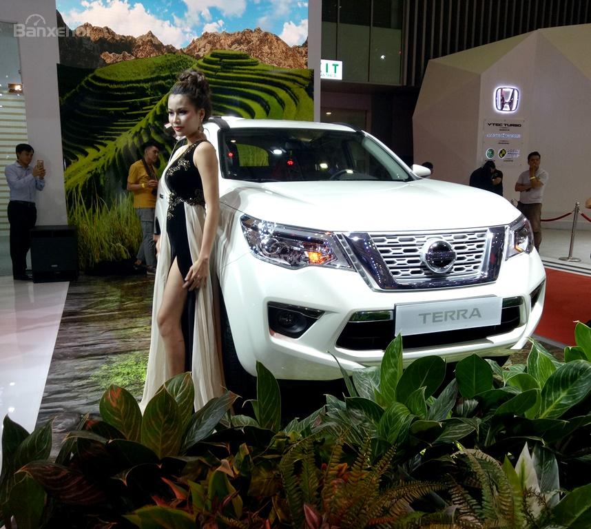 Nissan Terra 2019 tiếp tục giảm giá niêm yết tại Việt Nam a1