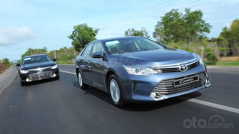 Toyota Camry 2.5Q 2018 màu đen Toyota Camry 2.5Q 2018 màu đen...