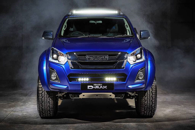 Soi chi tiết chiếc Isuzu D-Max Safirn cực hiếm, chỉ tồn tại 10 chiếc trên thế giới 2 Soi chi tiết chiếc Isuzu D-Max Safirn cực hiếm, chỉ tồn tại 10 chiếc trên thế giới a2
