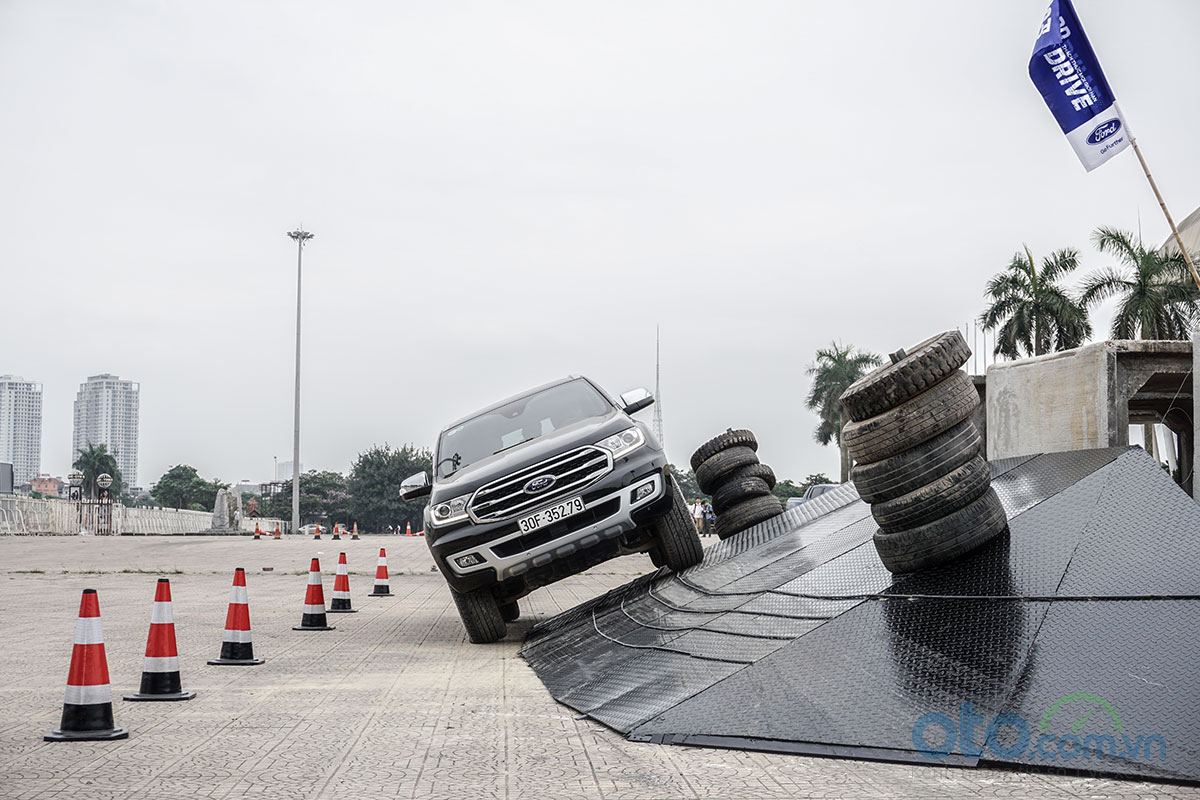 Ford SUV Drive - chương trình trải nghiệm cho khách hàng 2.