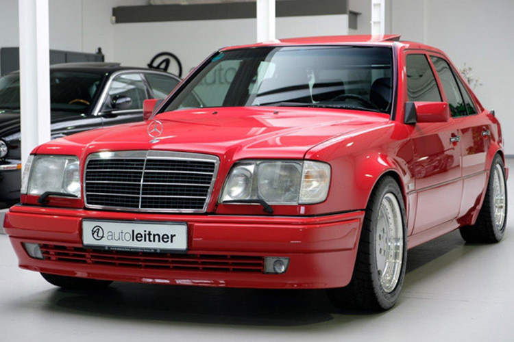 Soi Mercedes E60 AMG 500E 1995 cực hiếm có giá 396 triệu đồng 12 Soi Mercedes E60 AMG 500E 1995 cực hiếm có giá 396 triệu đồng a12