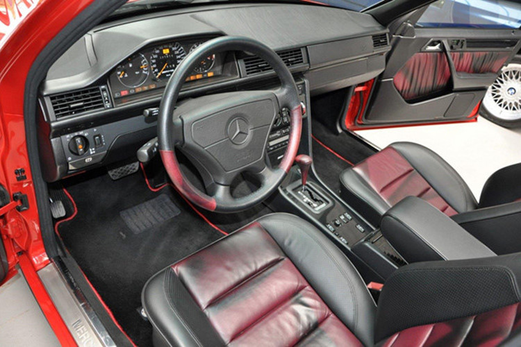 Soi Mercedes E60 AMG 500E 1995 cực hiếm có giá 396 triệu đồng 7 Soi Mercedes E60 AMG 500E 1995 cực hiếm có giá 396 triệu đồng a7