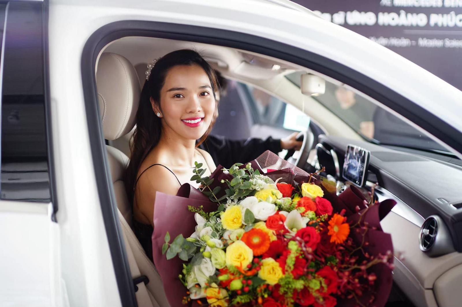 Ưng Hoàng Phúc tậu Mercedes-Benz GLC 250 4Matic "nịnh vợ" a4