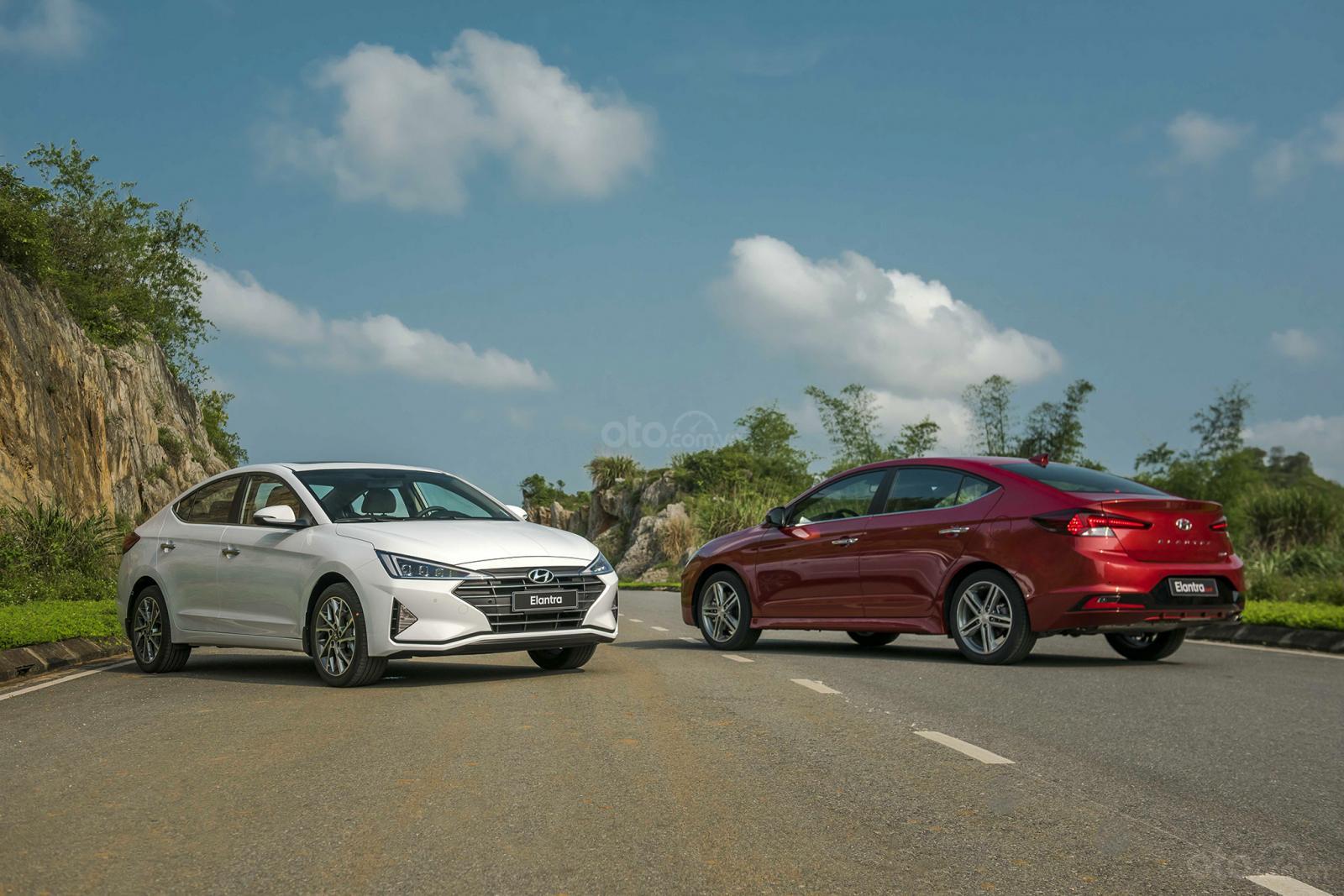 Giá lăn bánh xe Hyundai Elantra 2019 mới nhất vừa ra mắt T5/2019...