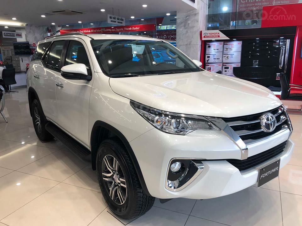 Liên tục rớt hạng xe bán chạy, Toyota Fortuner giảm giá tại đại lý đẩy doanh số? - Ảnh 2.