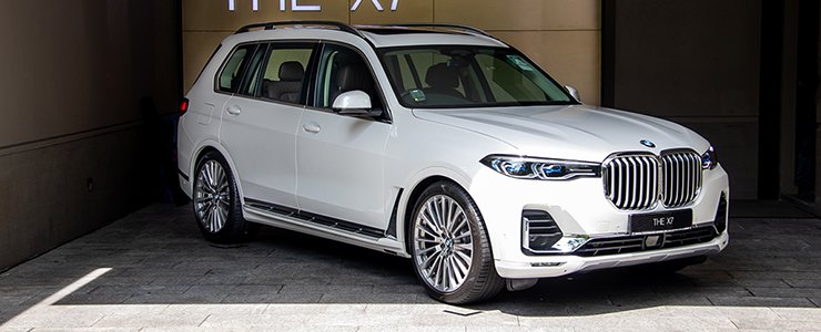 BMW X7 2019 cập bến Singapore, giá từ 8,03 tỷ đồng