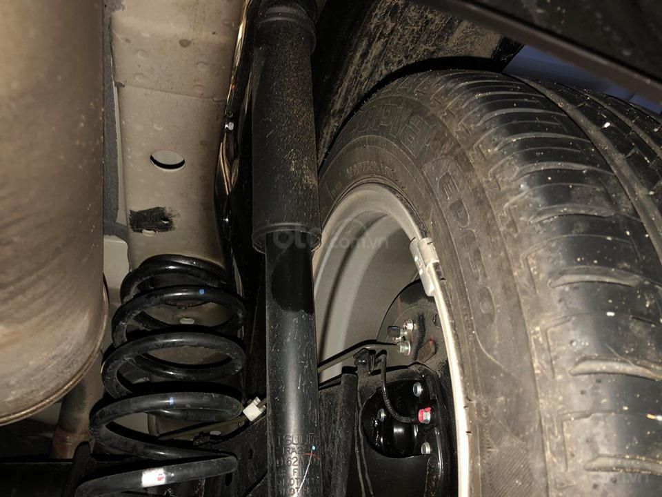 Mitsubishi Việt Nam hướng dẫn nhận biết lỗi rò rỉ dầu giảm sóc trên Xpander a6