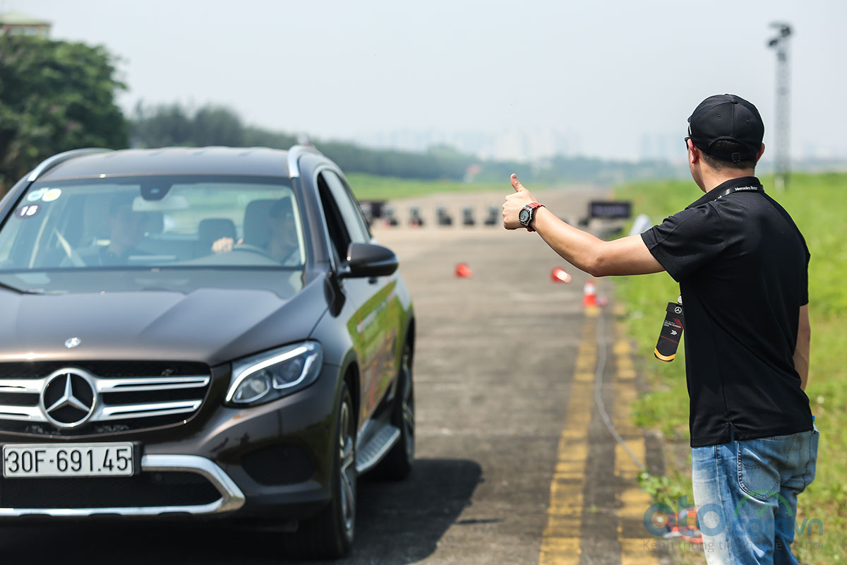 Mercedes-Benz Driving Academy 2019 7.