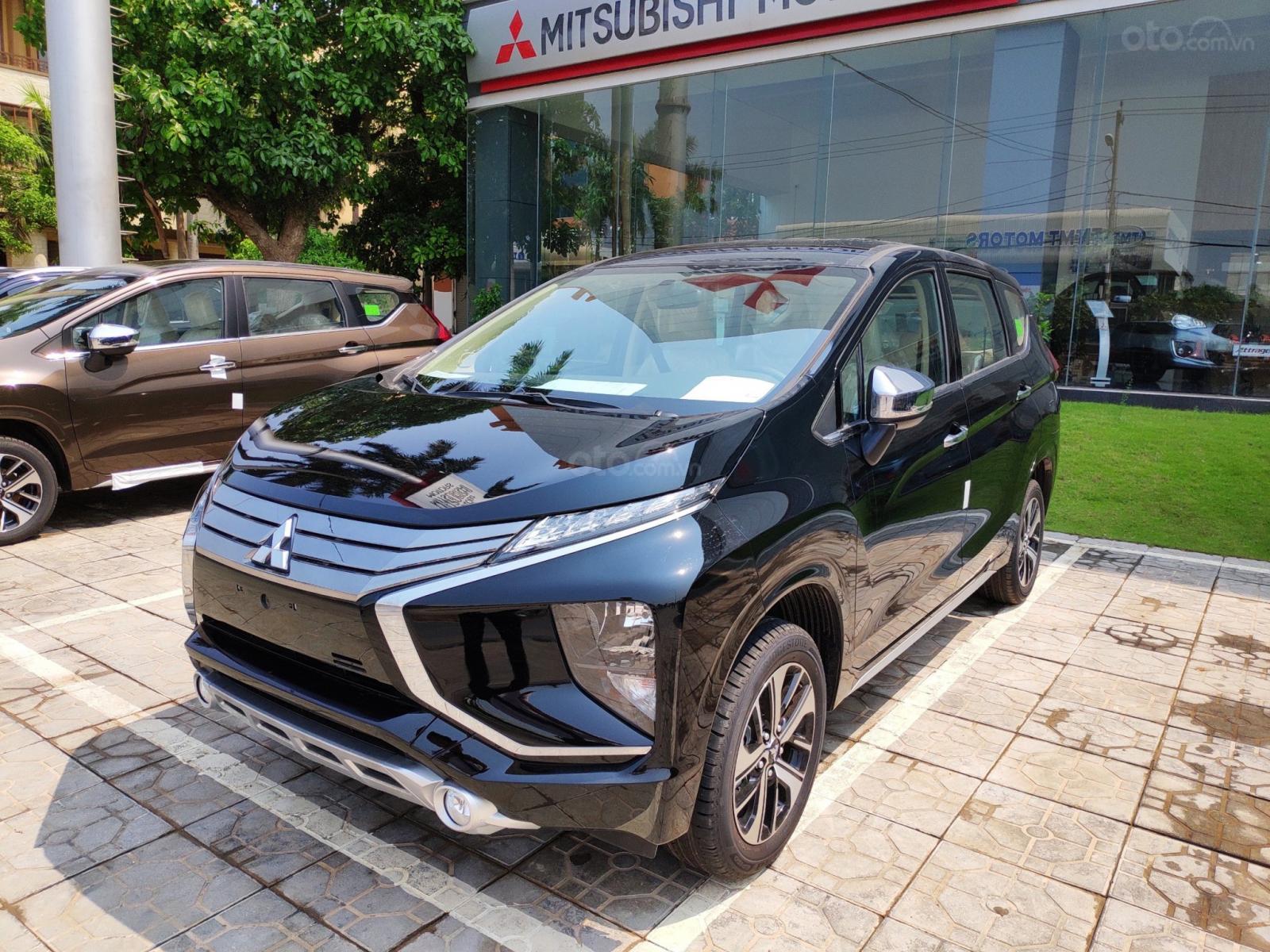 Mitsubishi Xpander gặp ‘hạn’, đại lý phàn nàn bán ít