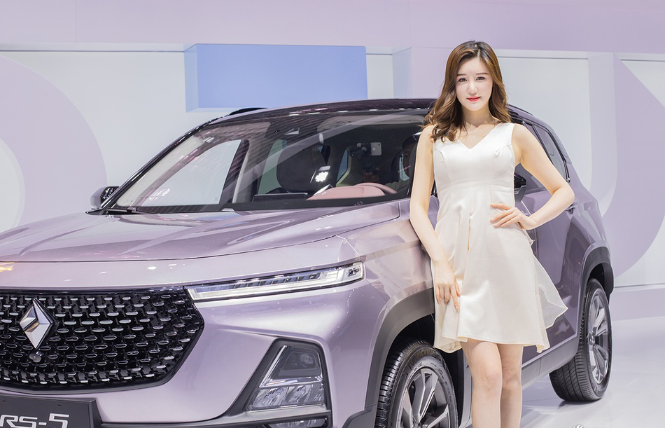 Ngắm người đẹp và xe tại triển lãm ô tô Thượng Hải 2019 - Ảnh a2
