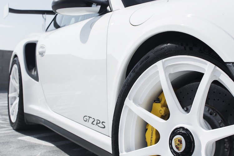 Giá xe Porsche 911 GT2 tại Việt Nam cao hơn Hồng Kông tới 4 tỷ đồng 5 Giá xe Porsche 911 GT2 tại Việt Nam cao hơn Hồng Kông tới 4 tỷ đồng a5