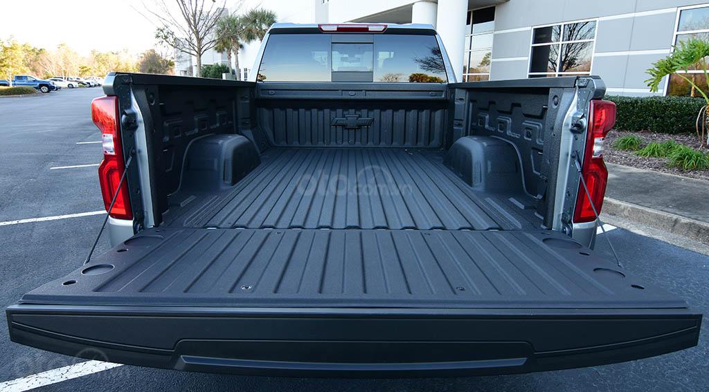 Ưu điểm của Chevrolet Silverado 1500 2WD 2019: Thùng xe tiện lợi Ưu điểm của Chevrolet Silverado 1500 2WD 2019.