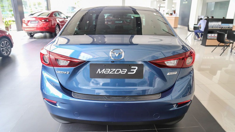 Đuôi xe Mazda 3 2.0 2019 Đuôi xe Mazda 3 2.0 2019...
