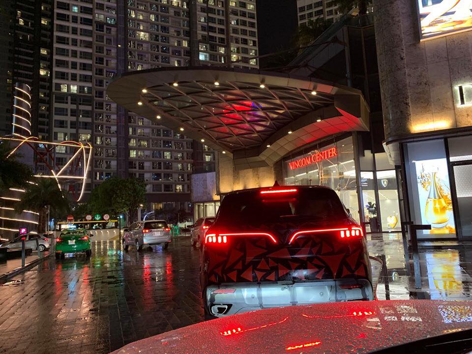 Đoàn xe VinFast LUX SA2.0/A2.0 đã đến Sài Gòn, kết thúc hành trình xuyên Việt a3