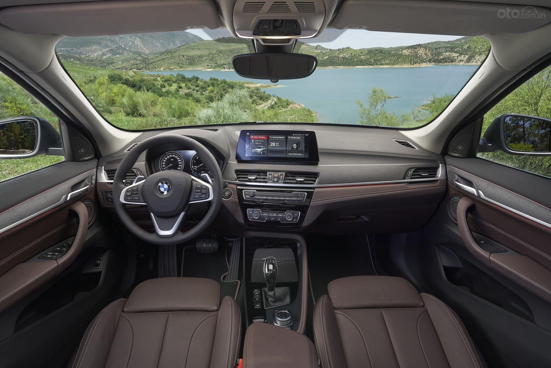 Nội thất BMW X1 2020