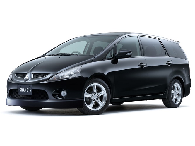 Đánh giá xe Mitsubishi Grandis Đánh giá xe Mitsubishi Grandis