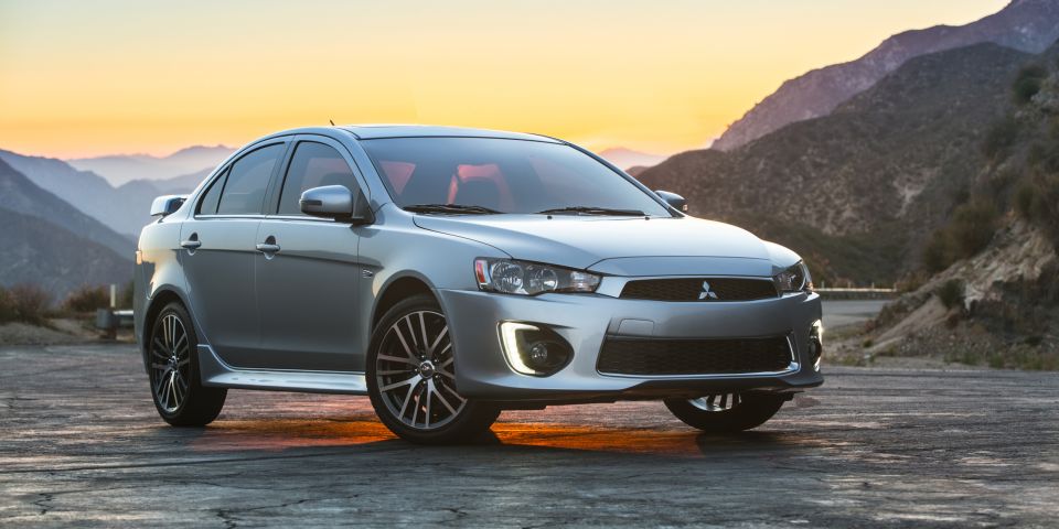 Đánh giá xe Mitsubishi Lancer Đánh giá xe Mitsubishi Lancer