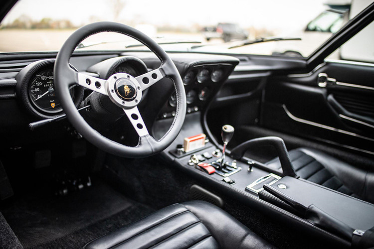 Lamborghini Miura 1971 được hồi sinh với vẻ đẹp vượt thời gian 7 Lamborghini Miura 1971 được hồi sinh với vẻ đẹp vượt thời gian a7