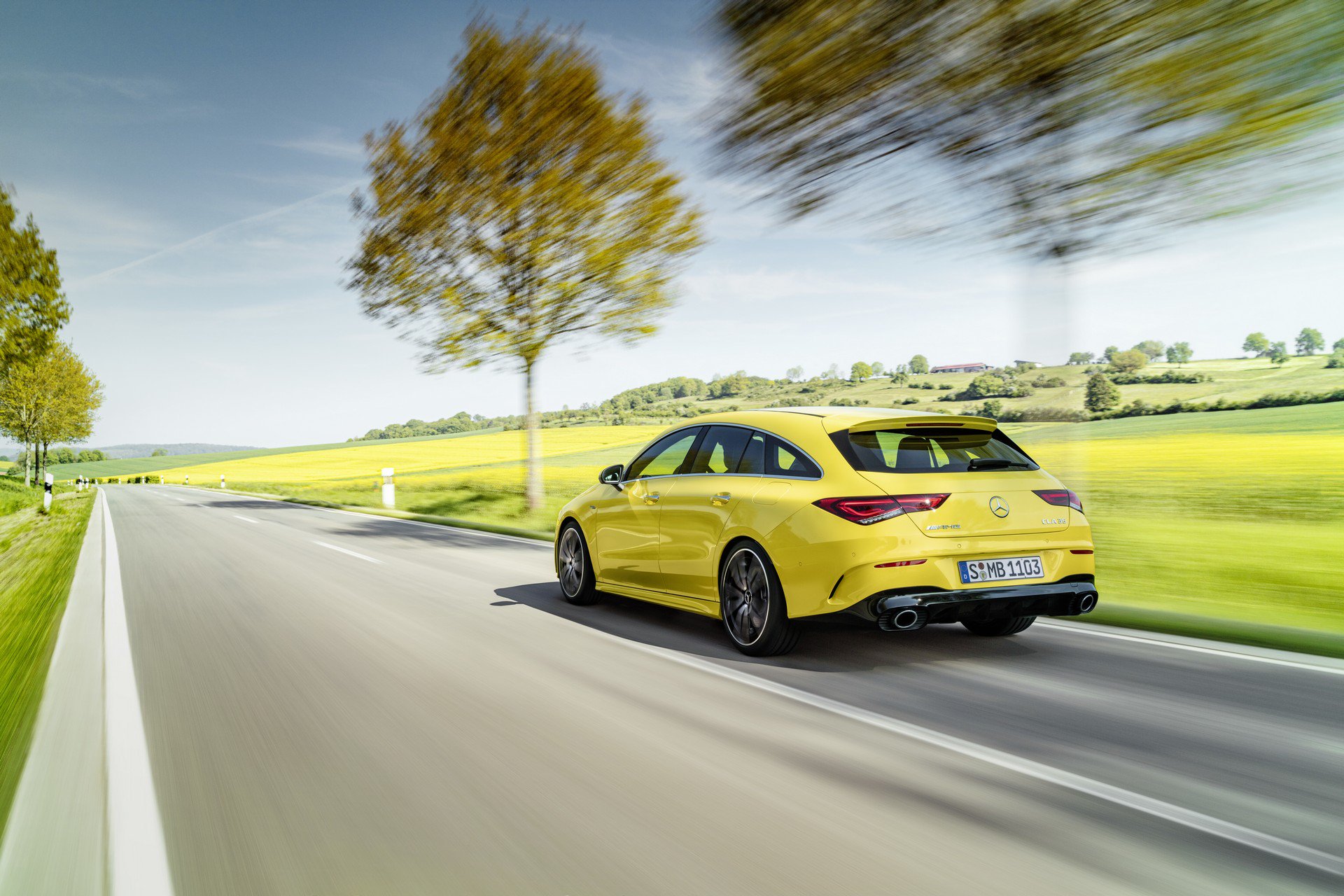Mercedes-AMG CLA 35 Shooting Brake 2020.