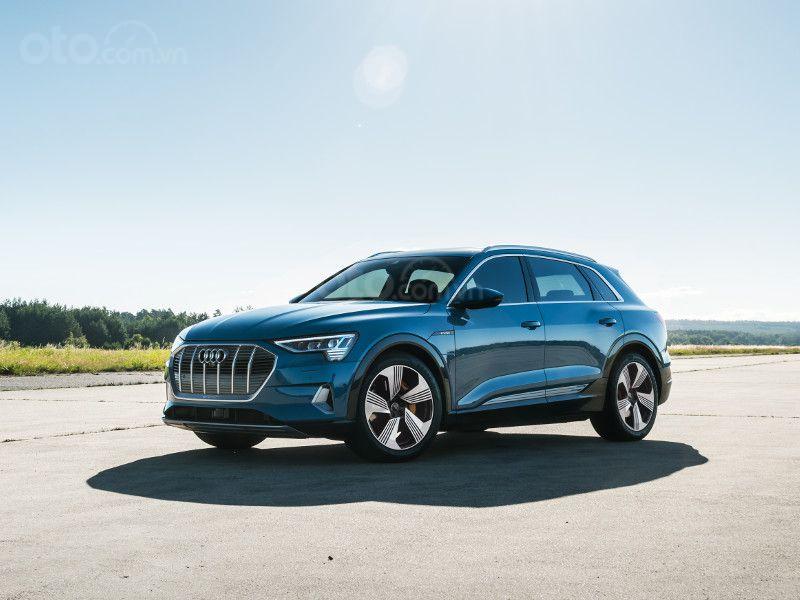 Đầu xe Audi E-Tron 2019.